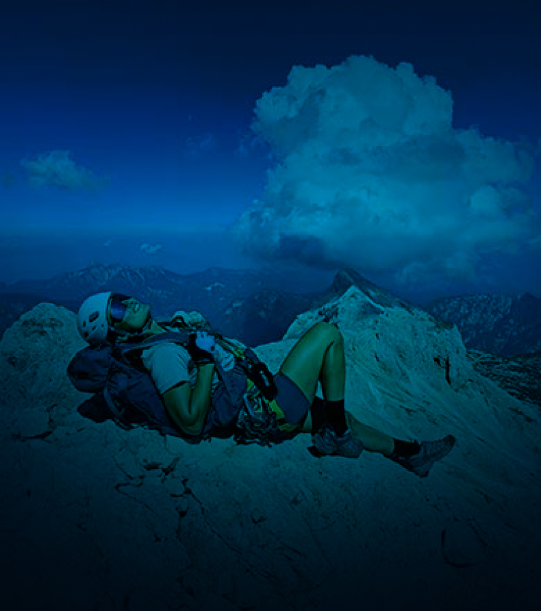 Vícedélkové lezení v Arcu tzv. PLAISIR ARCO background